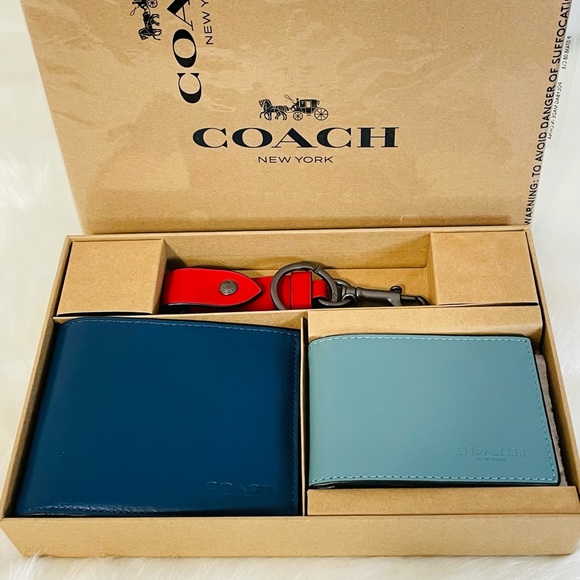 Coach Boxed 3 in 1 wallet gift set in Colorblock - Picture 1 of 9